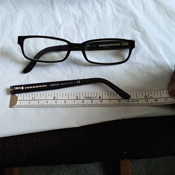 Pair of Versace Reading Glasses - Picture 16 of 16